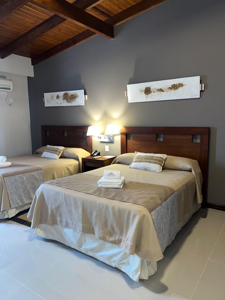 Triple  Habitación Doble twin  c/ cama extra